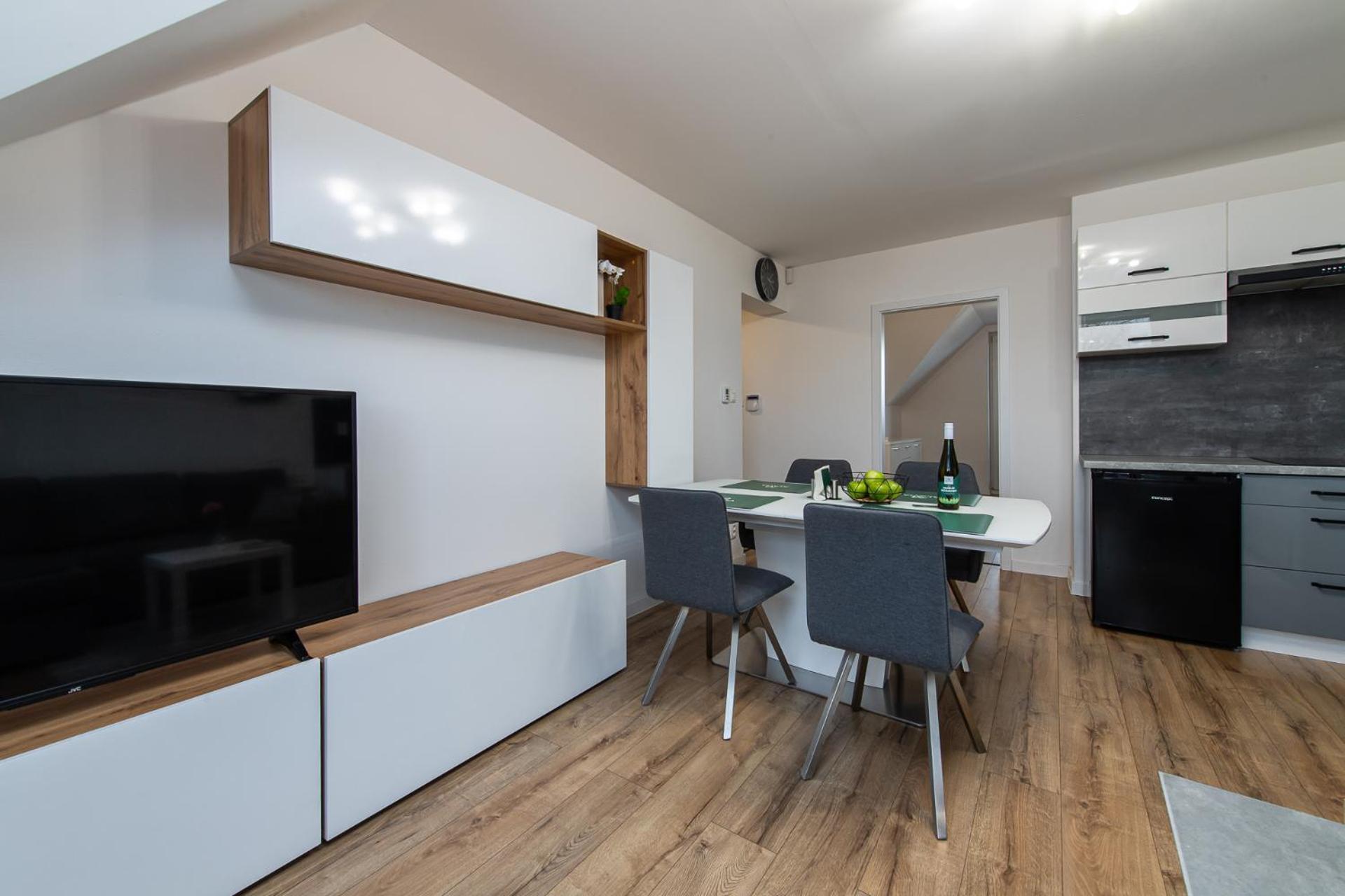 Alavia Residence Velka Lomnica Εξωτερικό φωτογραφία